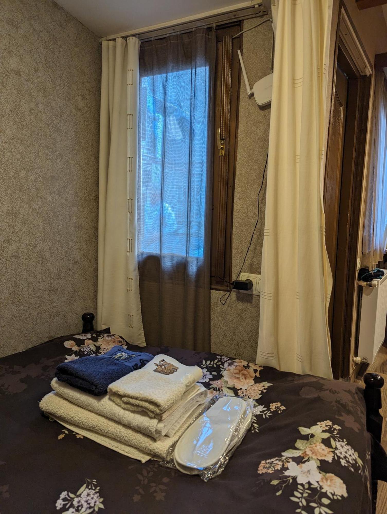 Cute&Tiny -5 Minutes Walk From Marjanishvili Metro Tbilisi Bagian luar foto
