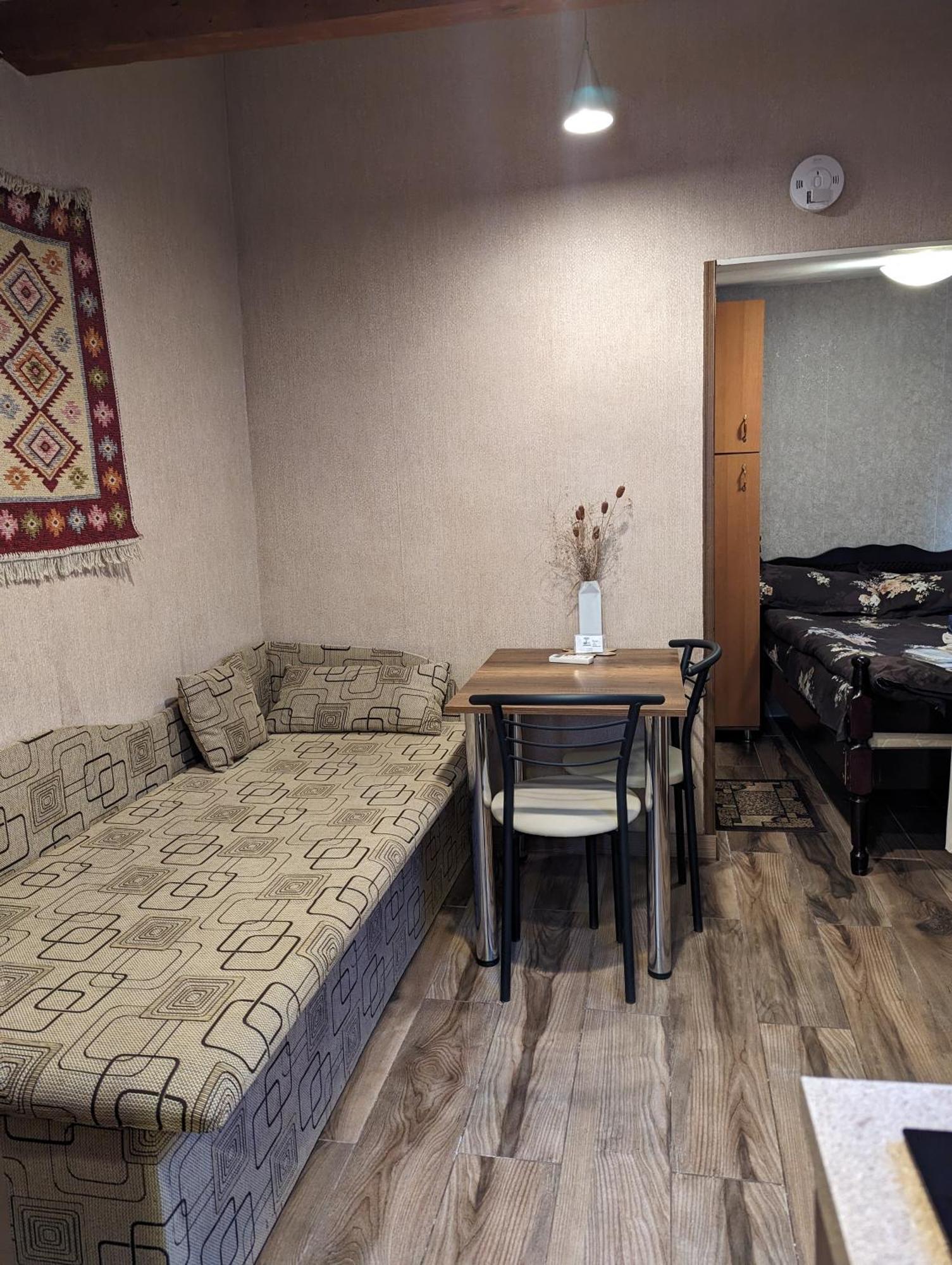Cute&Tiny -5 Minutes Walk From Marjanishvili Metro Tbilisi Bagian luar foto