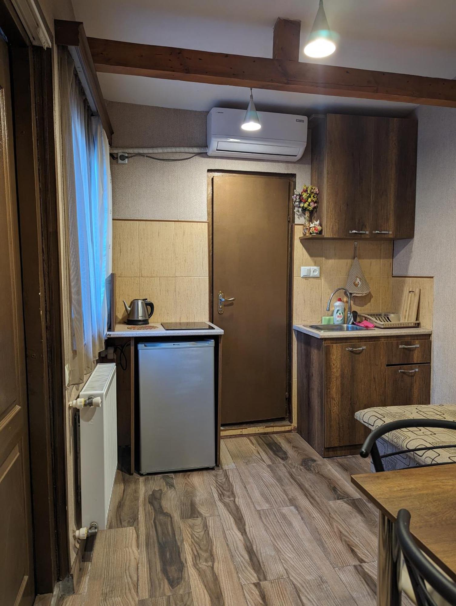 Cute&Tiny -5 Minutes Walk From Marjanishvili Metro Tbilisi Bagian luar foto