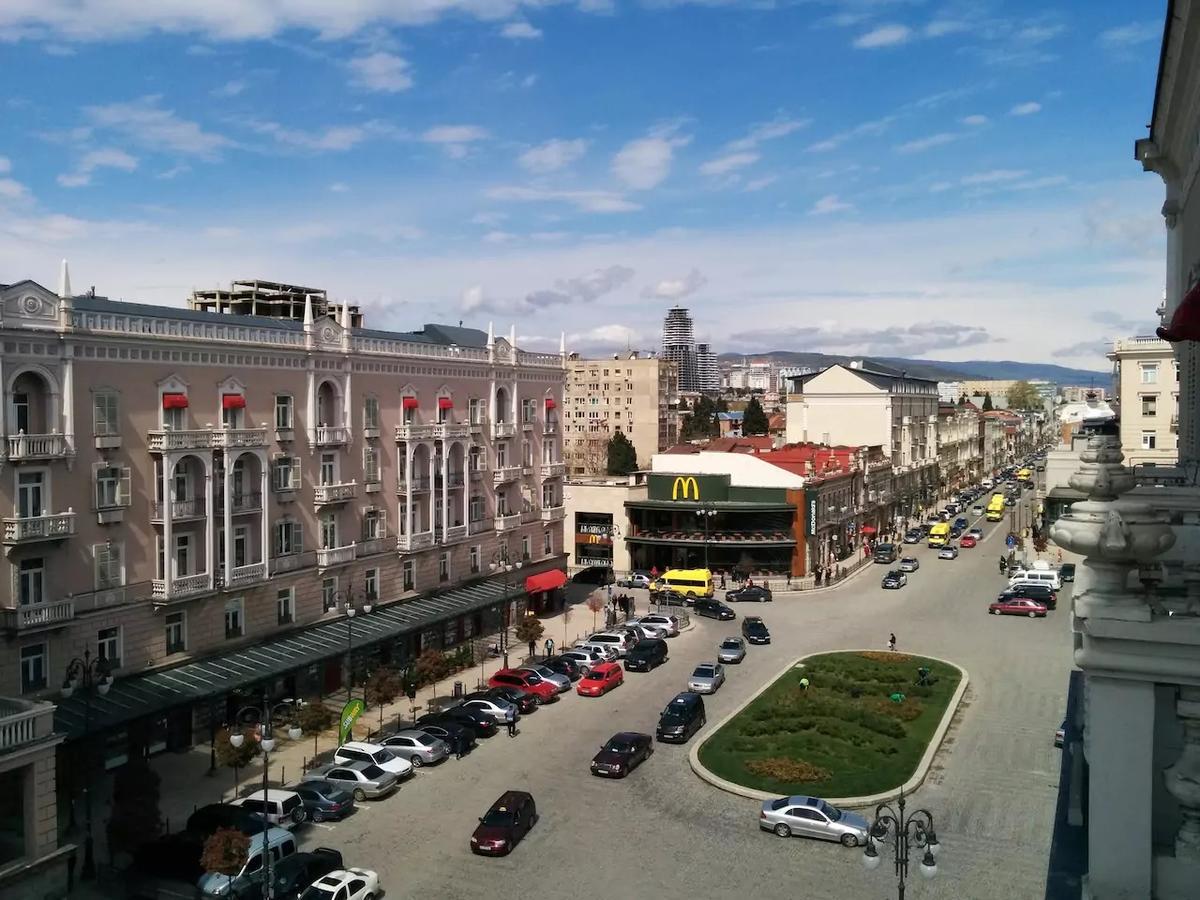 Cute&Tiny -5 Minutes Walk From Marjanishvili Metro Tbilisi Bagian luar foto